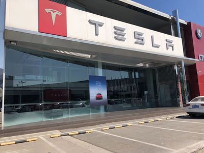 拿下國產(chǎn)“準(zhǔn)生證” 特斯拉在華挑戰(zhàn)BBA 道路機(jī)動(dòng)車輛生產(chǎn)新篇章